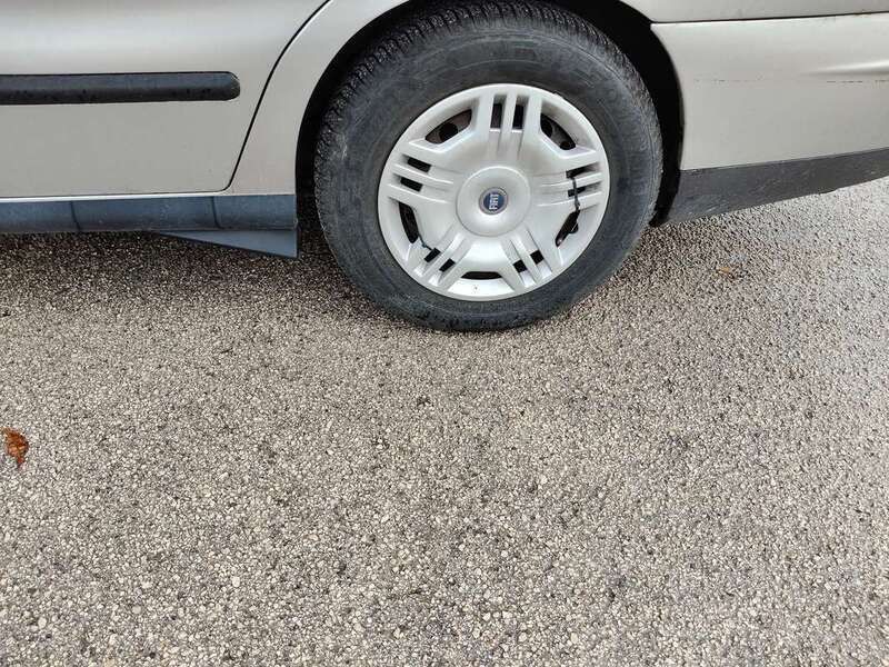 Argento Usata 2000 Fiat Marea Weekend Station wagon | 700 € (Buon prezzo) - Immagine 1/4