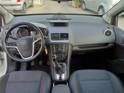 Usato 2011 Opel Meriva 1.2 Diesel 95 CV (7.900 €)