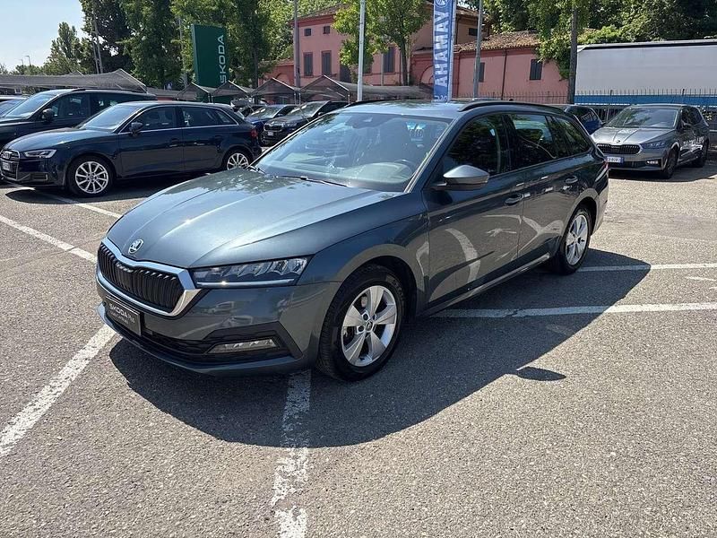 Antracite Usata 2020 Skoda Octavia G-TEC Executive Station wagon | 19.300 € (Molto cara) - Immagine 1/4