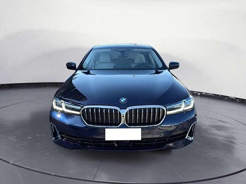 Usata BMW 540 Luxury Line 340 CV (250 kW) 2021 Tanzanite blue metallizato Berlina