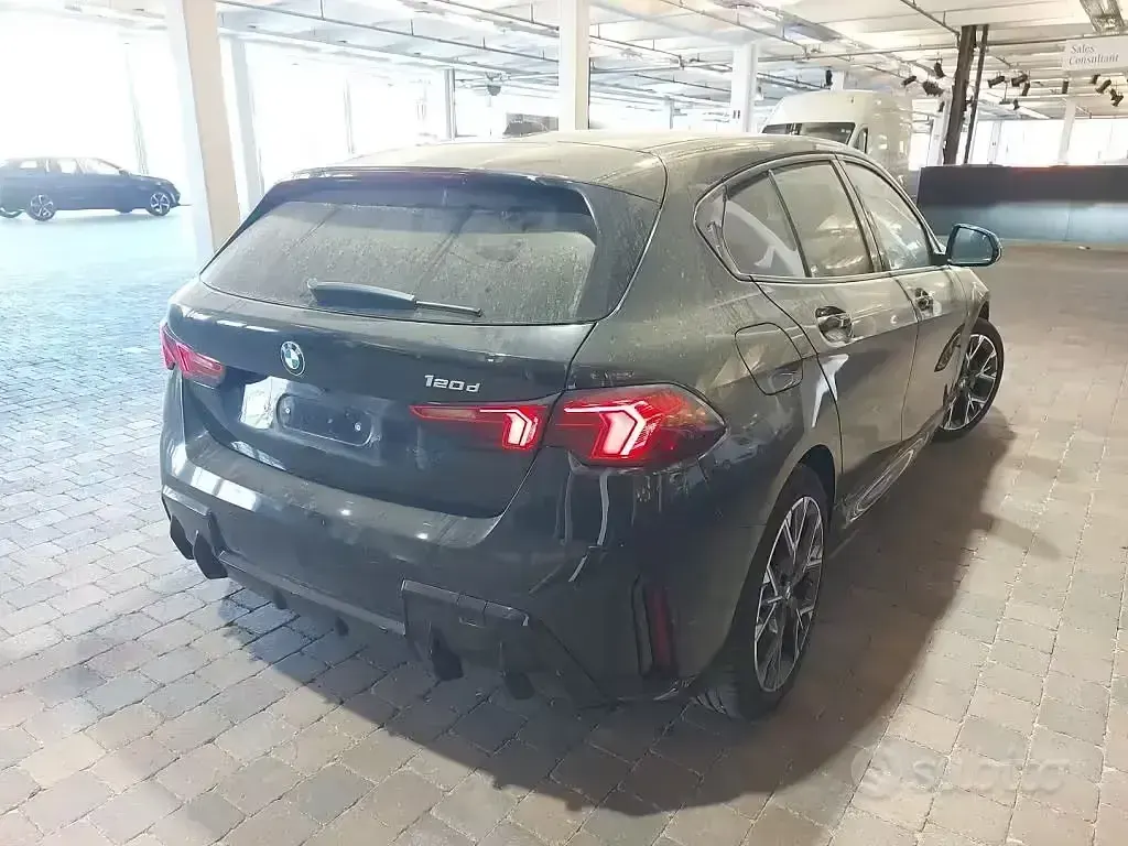 Occasion BMW 120 M Sport 163 ch (119 kW) 2025 Noir Citadine
