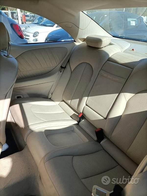 Usata Mercedes CLK320 218 CV (160 kW) 2003 Blu Coupé