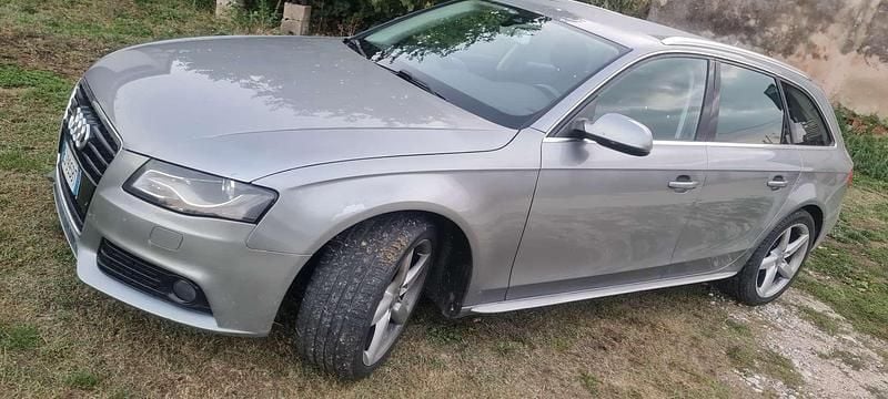 Usata Audi A4 Advanced Plus 143 CV (105 kW) 2011 Grigio Station wagon