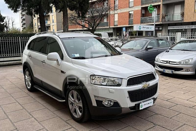 Usata Chevrolet Captiva LTZ 184 CV (135 kW) 2011 Bianco SUV