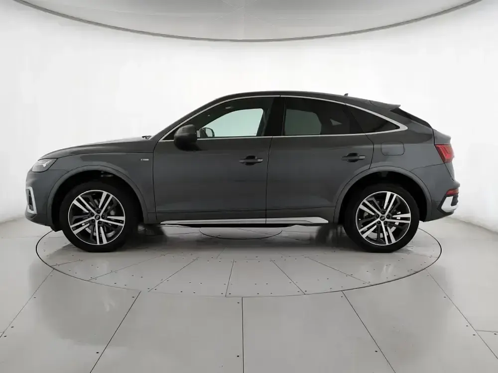 Usata Audi Q5 Sportback S-Line 299 CV (219 kW) 2021 Grigio SUV