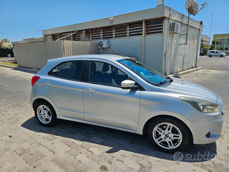 Usata Ford Ka Plus 86 CV (63 kW) 2018 Grigio Utilitaria