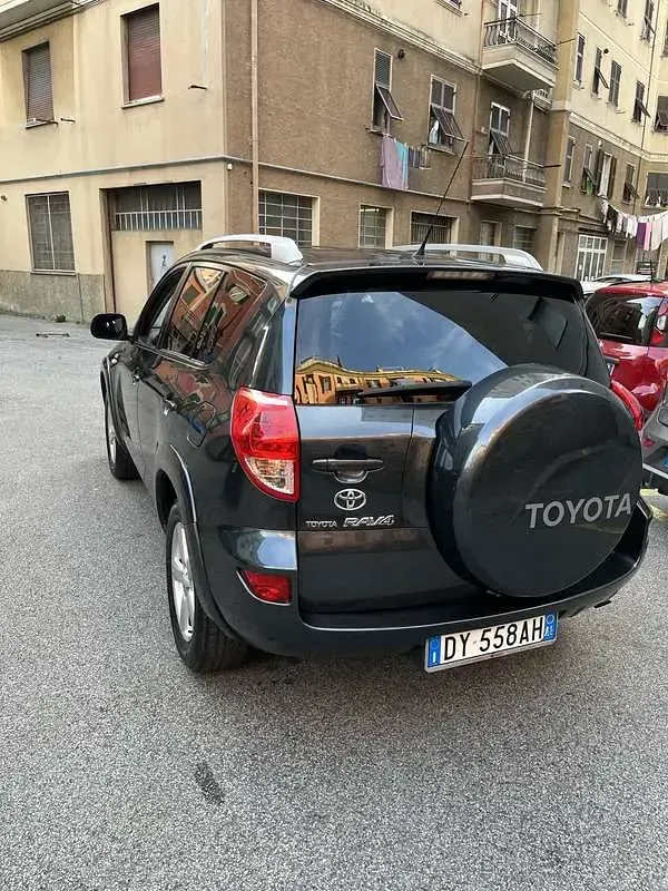 Usata Toyota RAV4 Luxury 177 CV (130 kW) 2009 SUV