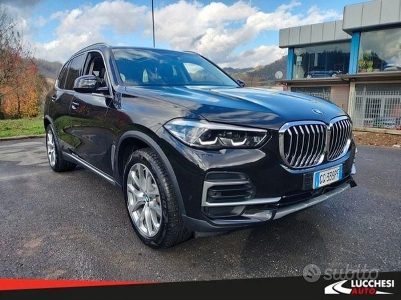 Nero Usata 2022 BMW X5 xLine SUV | 45.500 € (Buon prezzo) - Immagine 1/4