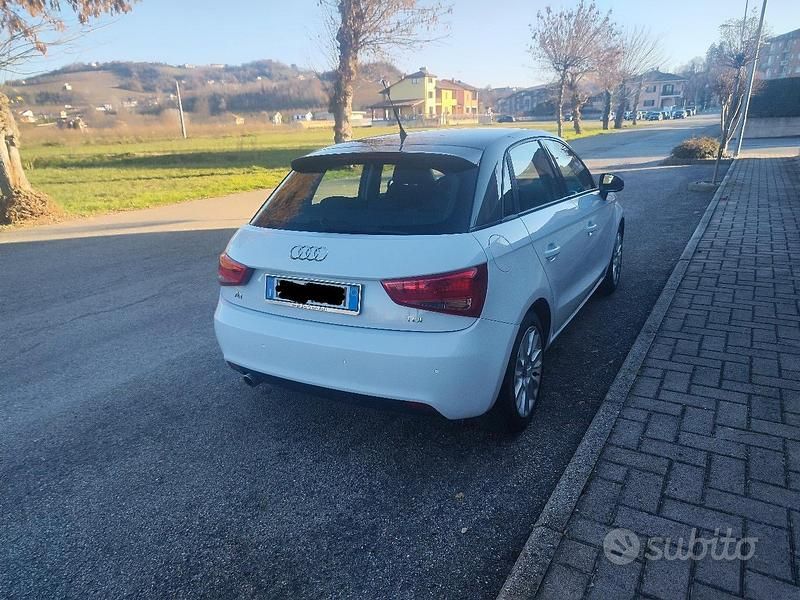 Usata Audi A1 Sportback S-Line 90 CV (66 kW) 2014 Bianco Utilitaria