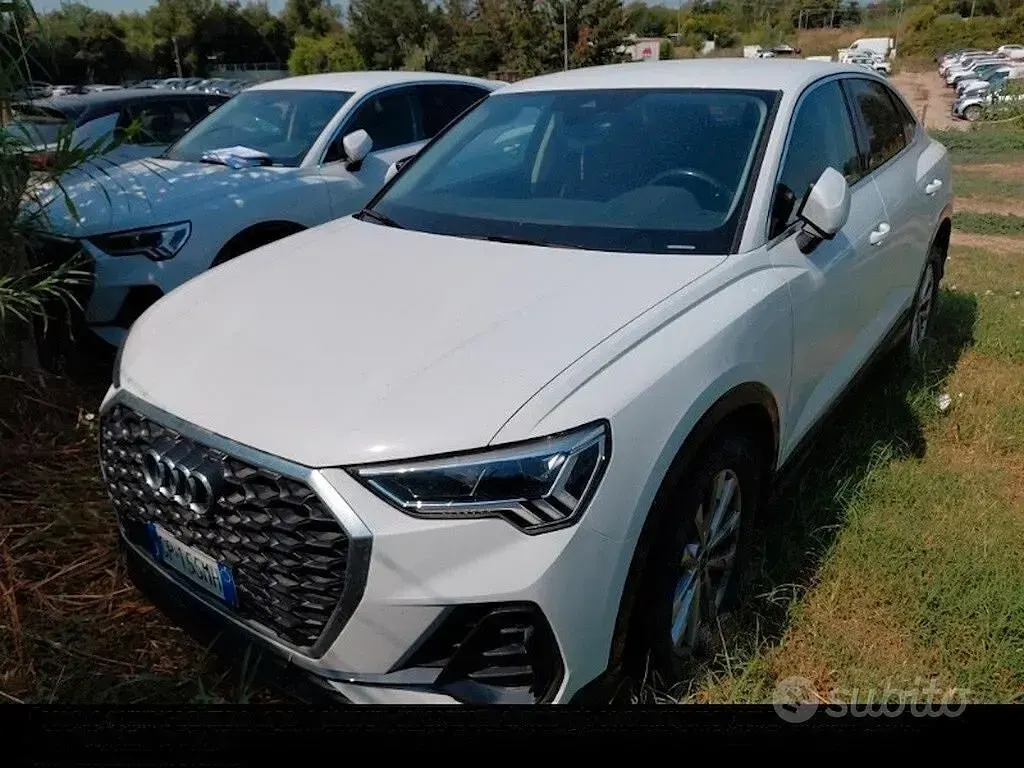 Usata Audi Q3 Sportback Business 150 CV (110 kW) 2023 Bianco SUV