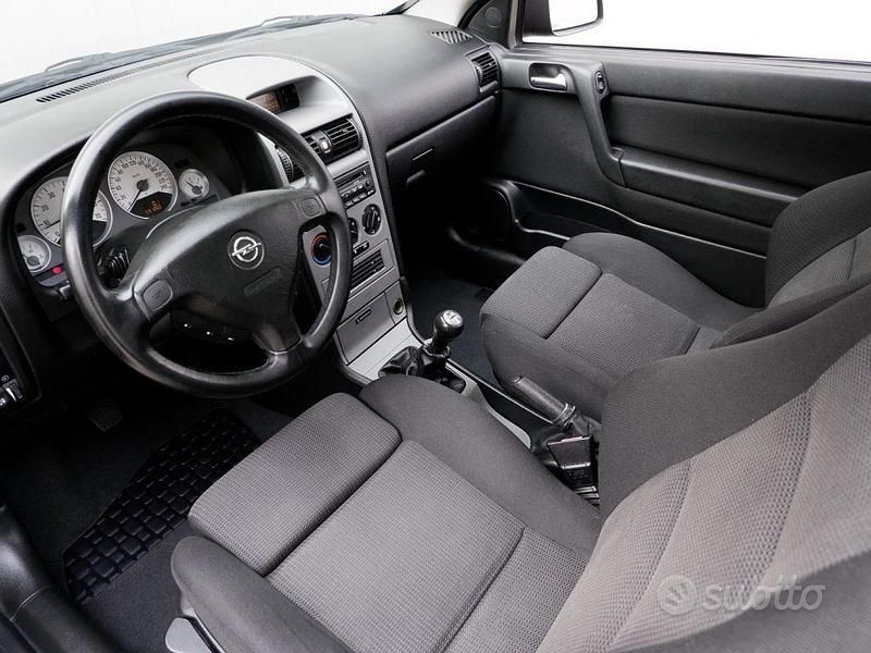 Usata Opel Astra 125 CV (91 kW) 2003 Blu/azzurro(met.) Coupé