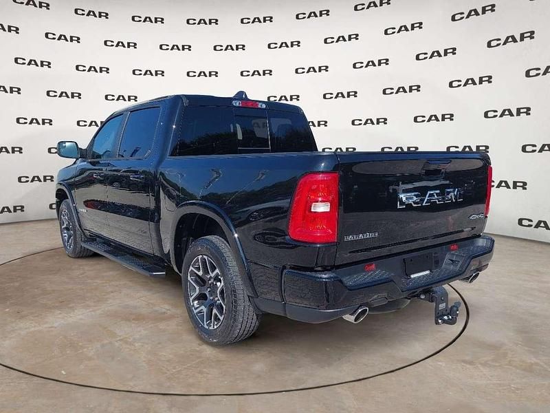 Usata Dodge Ram 420 CV (308 kW) 2024 Nero Pick-up