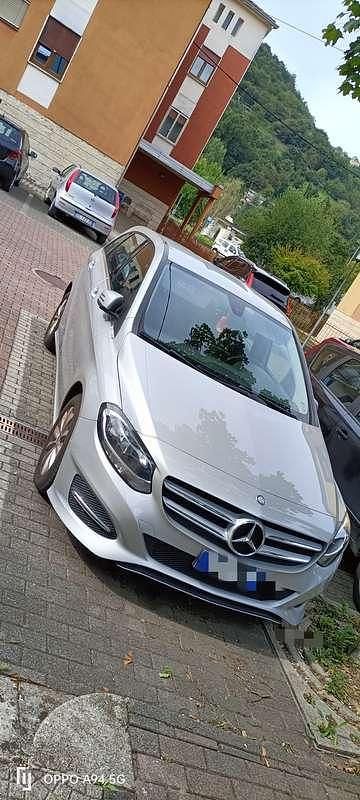 Usata Mercedes B200 136 CV (100 kW) 2016 Grigio Monovolume