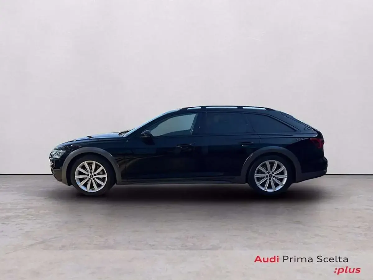 Usata Audi A6 Allroad 204 CV (150 kW) 2022 Nero brillante Station wagon