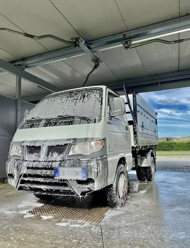 Usata Piaggio Porter 54 CV (39 kW) 2010