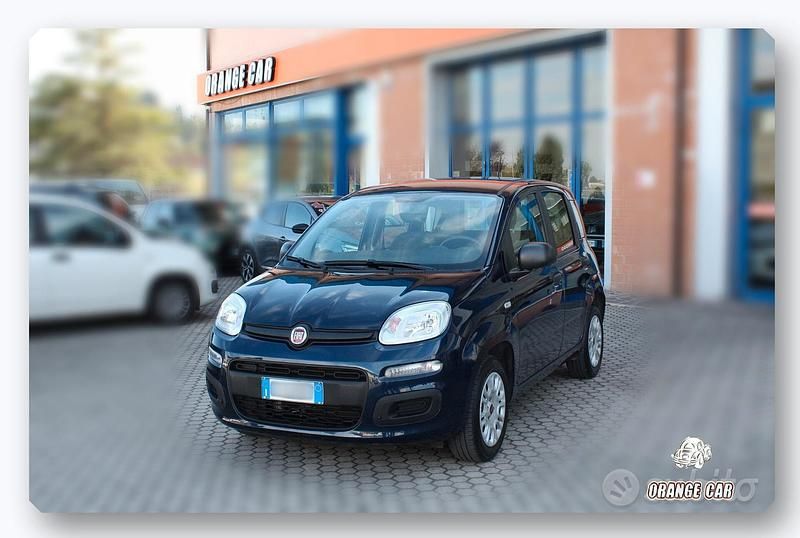 Usata Fiat Panda Easy 69 CV (50 kW) 2020 Blu Utilitaria