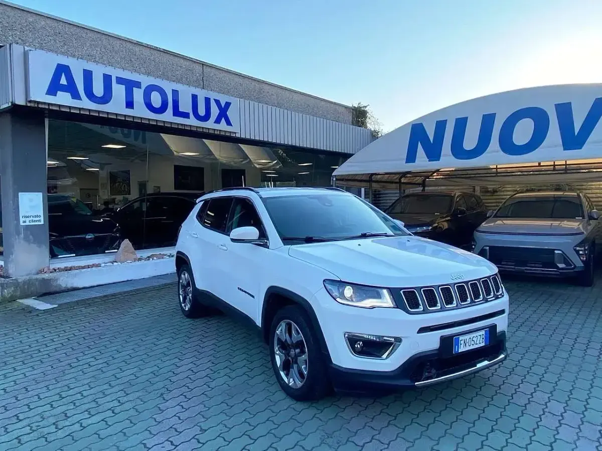 Usata Jeep Compass Limited 140 CV (102 kW) 2018 Bianco SUV