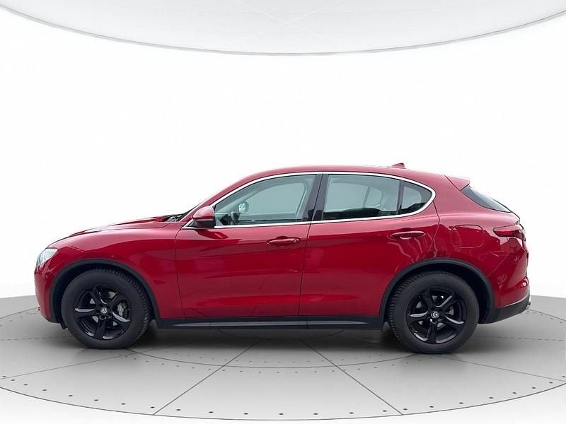 Usata Alfa Romeo Stelvio Super 180 CV (132 kW) 2017 Rosso SUV