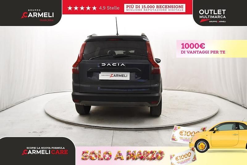 Usata Dacia Jogger Expression 101 CV (74 kW) 2023 Grigio cometa Monovolume