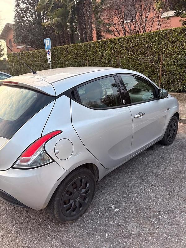 Usata Lancia Ypsilon 2013 Utilitaria