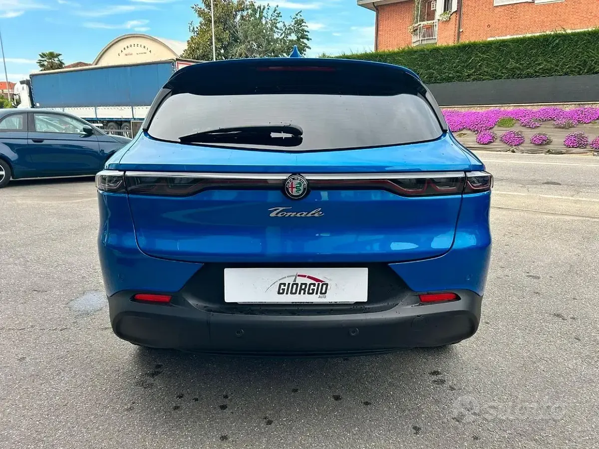 Usata Alfa Romeo Tonale Sprint 131 CV (96 kW) 2022 Blu SUV