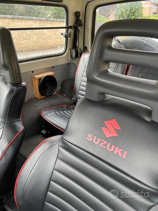 Usata Suzuki Samurai 64 CV (47 kW) 1989 Bianco SUV