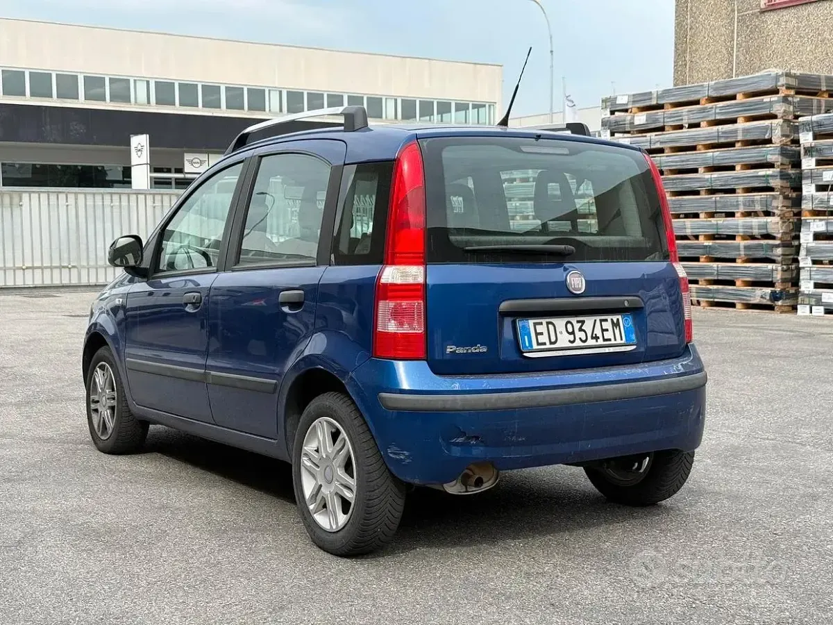 Usata Fiat Panda Emotion 69 CV (50 kW) 2010 Utilitaria