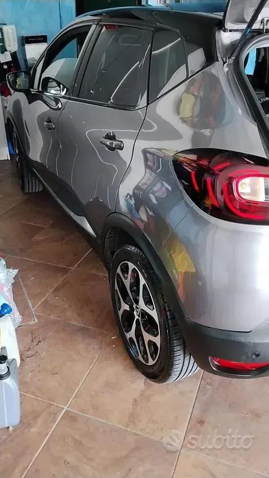 Usata Renault Captur Business 90 CV (66 kW) 2019 SUV