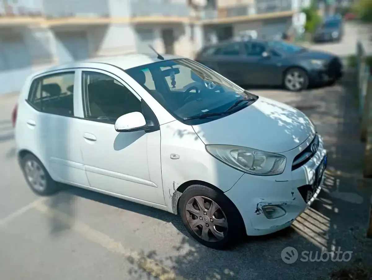 Usata Hyundai i10 69 CV (50 kW) 2013 Utilitaria