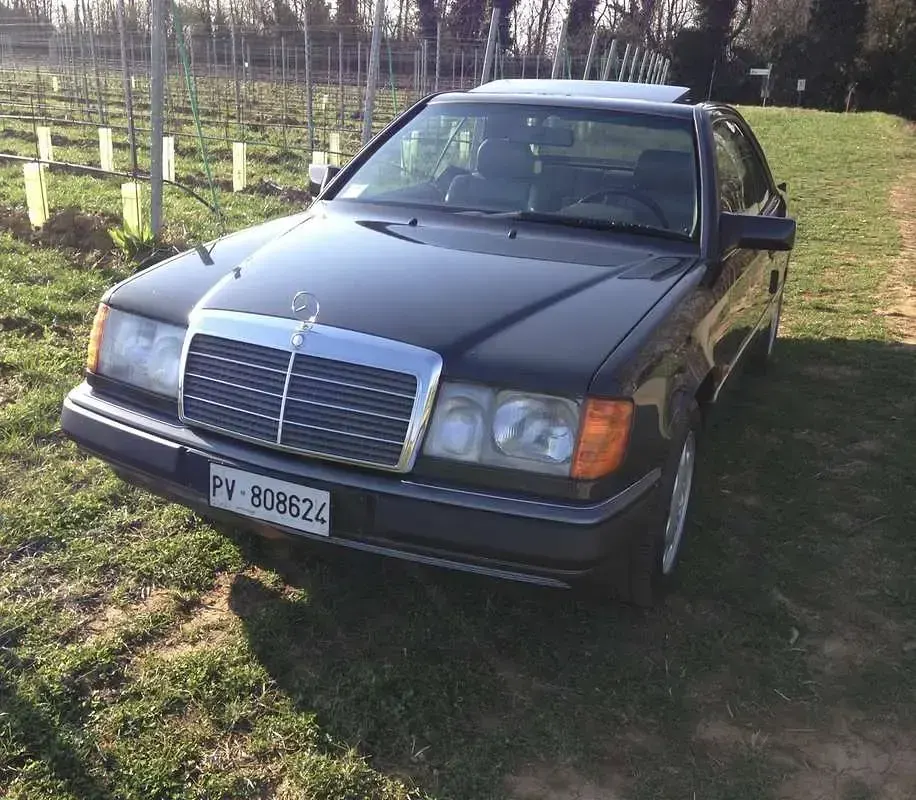 Usata Mercedes 300 220 CV (161 kW) 1992
