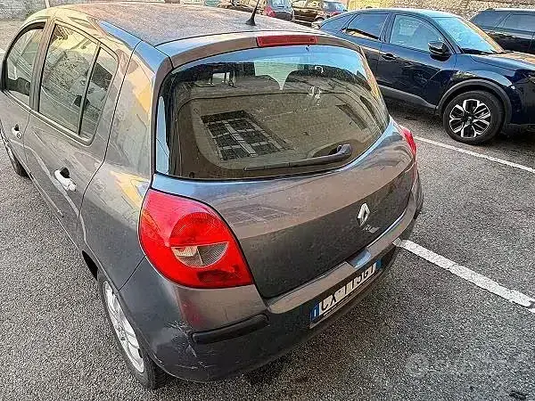 Usata Renault Clio 2005 Grigio Utilitaria