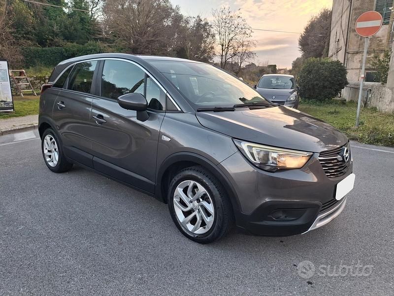 Usata Opel Crossland X Innovation 83 CV (61 kW) 2019 Grigio SUV