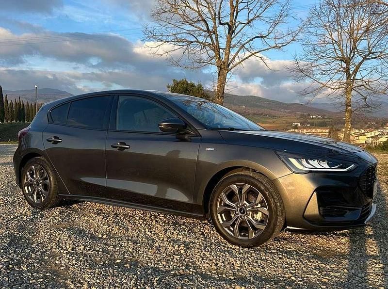 Usata Ford Focus ST-Line 125 CV (91 kW) 2023 Grigio Berlina