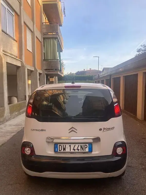 Usata Citroën C3 Picasso Exclusive 92 CV (67 kW) 2009 Bianco Monovolume