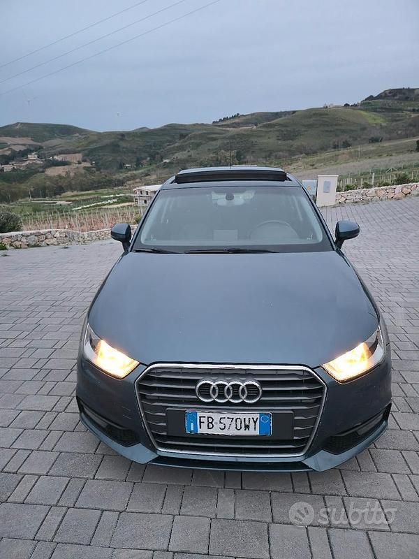 Usata Audi A1 90 CV (66 kW) 2016 Blu Utilitaria