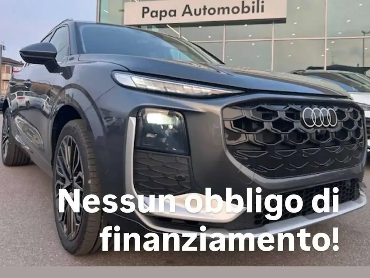 Nuova Audi Q3 S-Line 150 CV (110 kW) 2026 Grigio daytona SUV