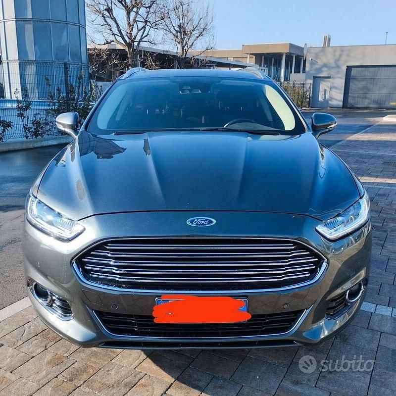 Grigio Usata 2018 Ford Mondeo Station wagon | 14.900 € (Buon prezzo) - Immagine 1/4