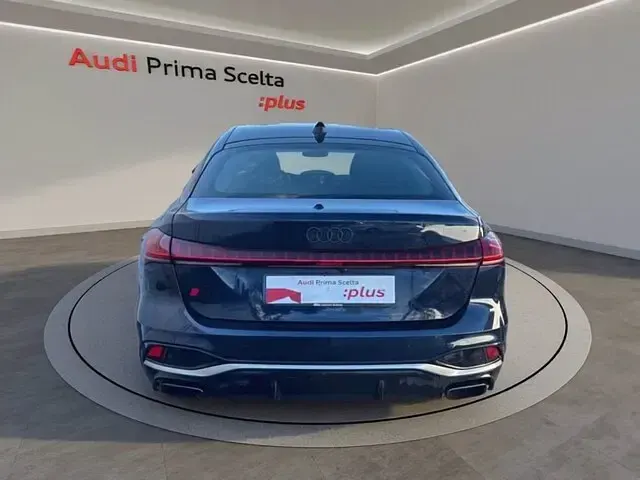 Gebraucht Audi A5 Advanced 204 PS (150 kW) 2024 Blau Limousine