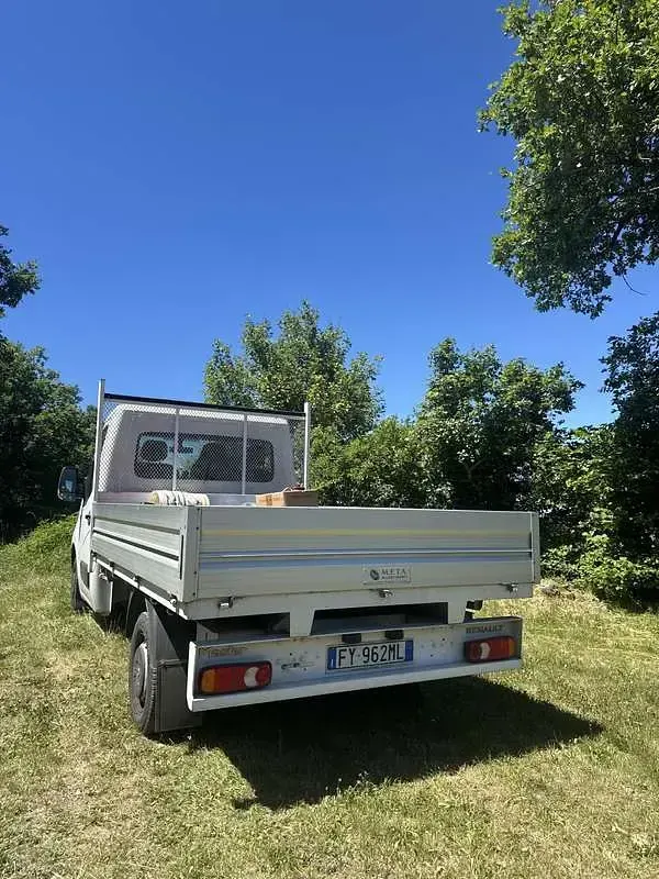 Usata Renault Master 170 CV (125 kW) 2019 Bianco Utilitaria