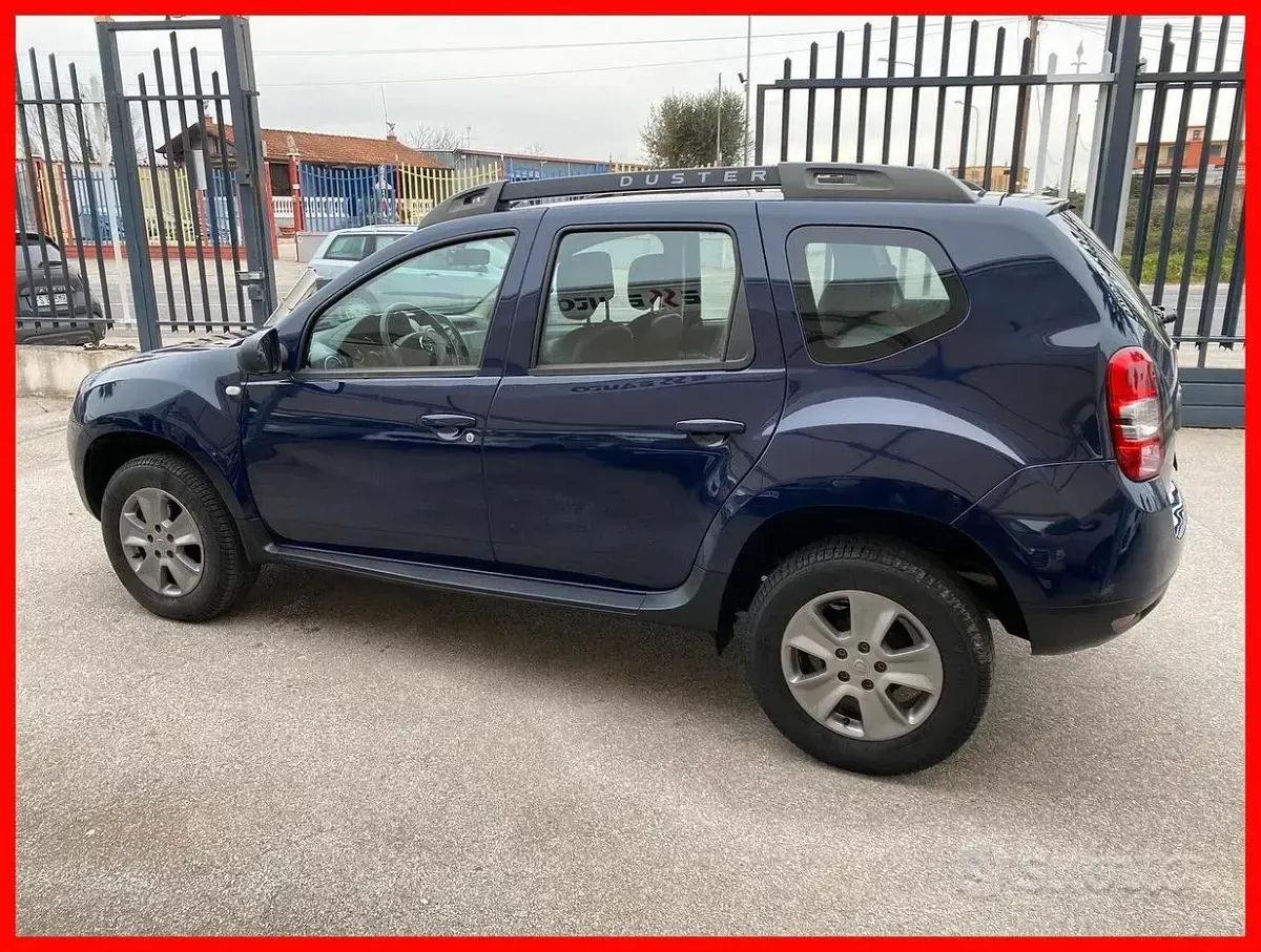Usata Dacia Duster Lauréate 109 CV (80 kW) 2015 Bluazzurro SUV