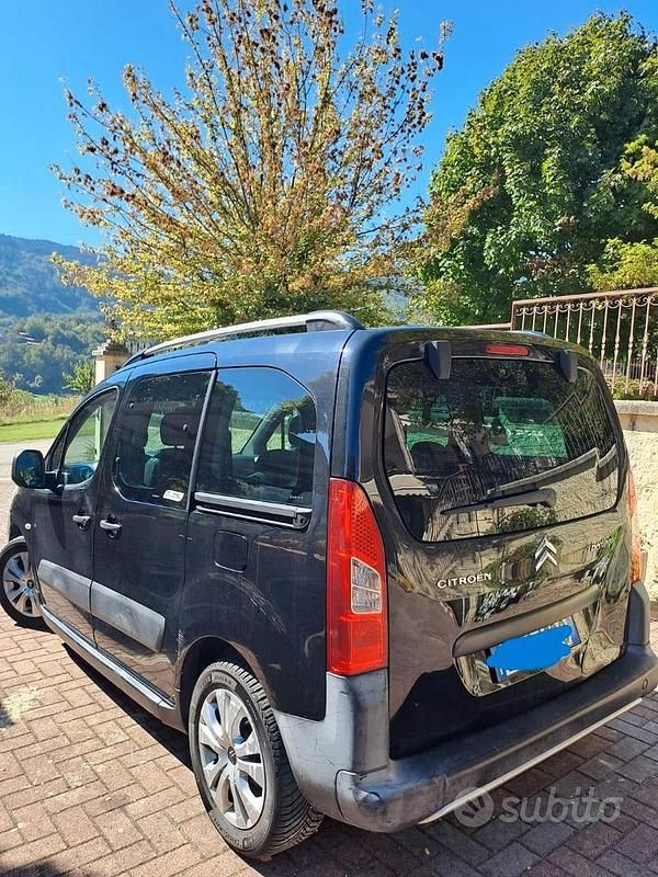 Usata Citroën Berlingo 2012 Nero Monovolume