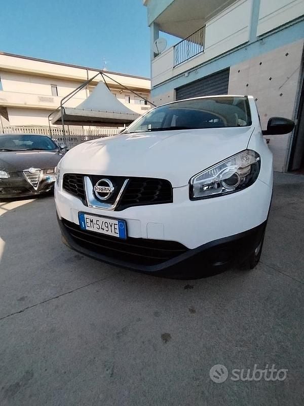 Używany Nissan Qashqai Tekna 110 KM (80 kW) 2012 Biały SUV