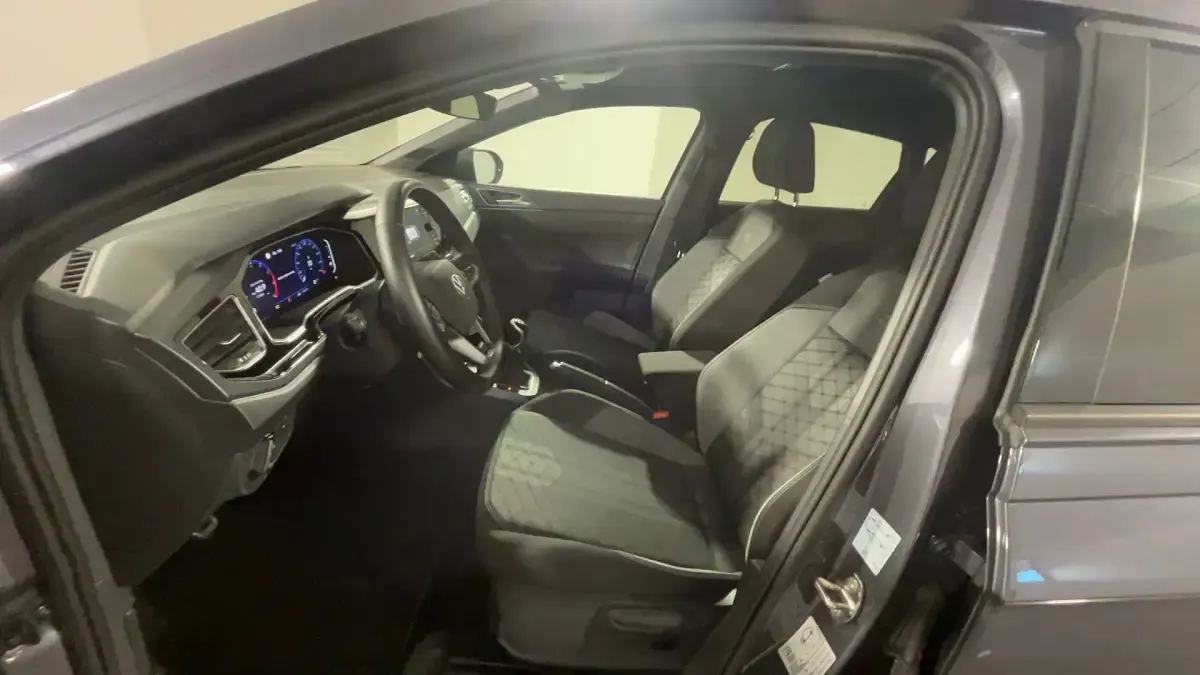 Usata VW Taigo R-line 115 CV (84 kW) 2025 Grigio SUV