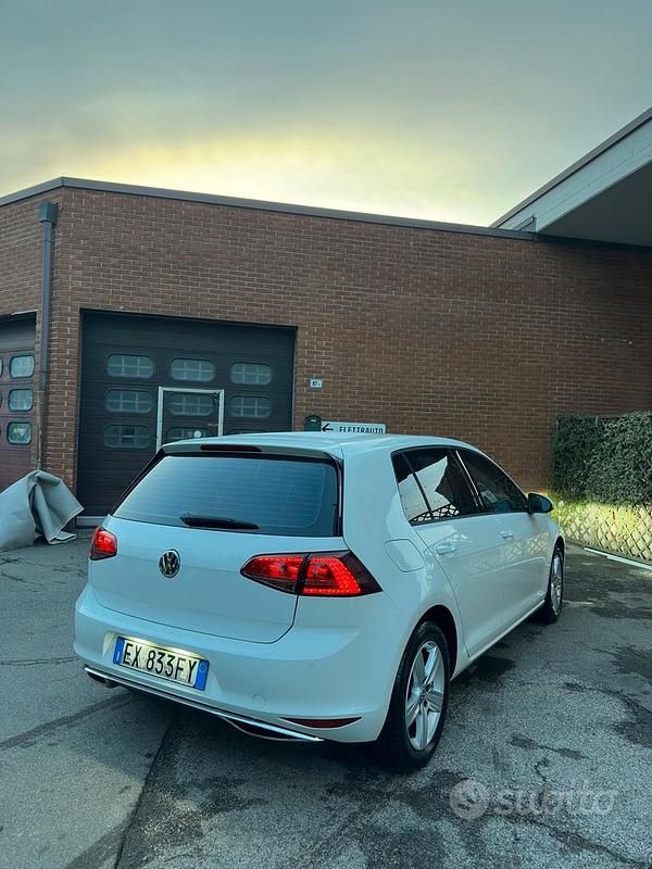 Usata VW Golf VII 110 CV (80 kW) 2014 Bianco Berlina