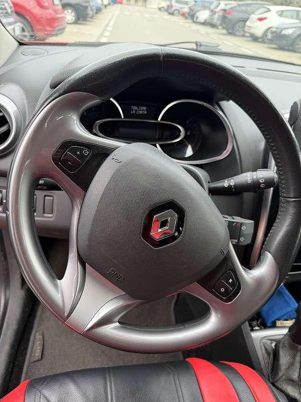 Usata Renault Clio GrandTour 90 CV (66 kW) 2015 Rosso Station wagon