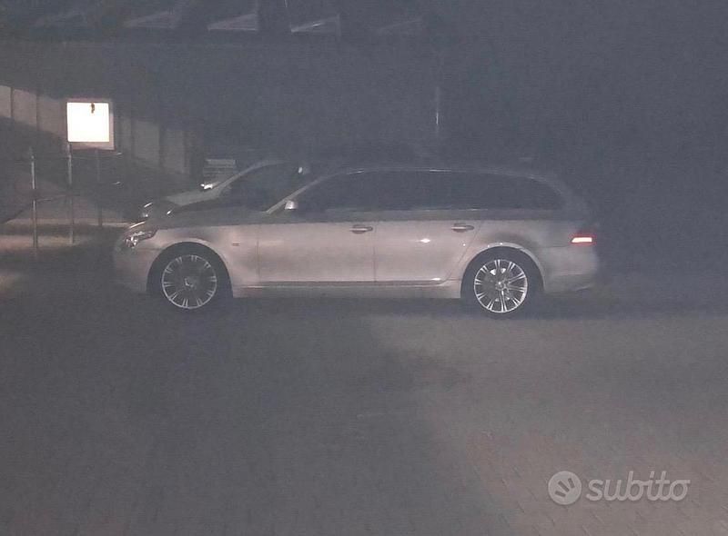 Usata BMW 530 M Sport 2010 Grigio Station wagon