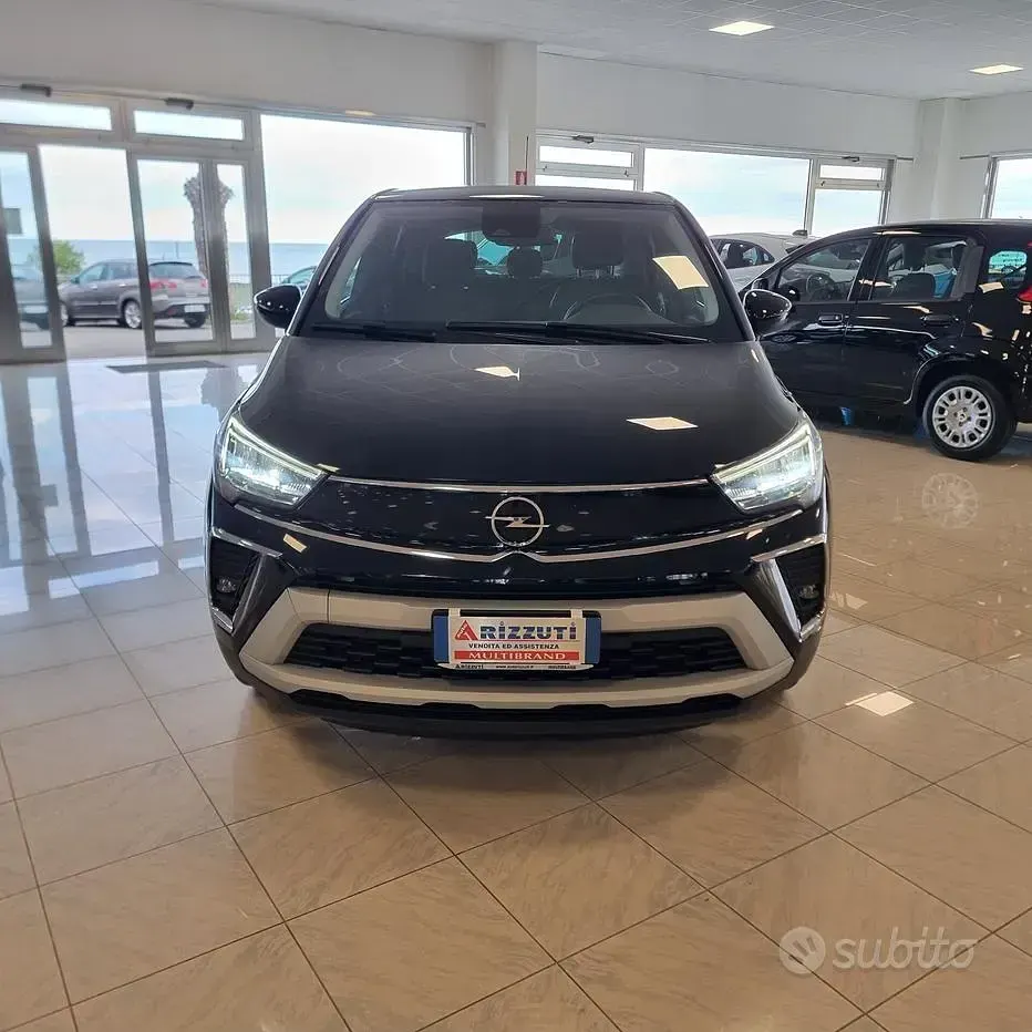 Occasion Opel Crossland Elegance 131 ch (96 kW) 2024 Noir SUV