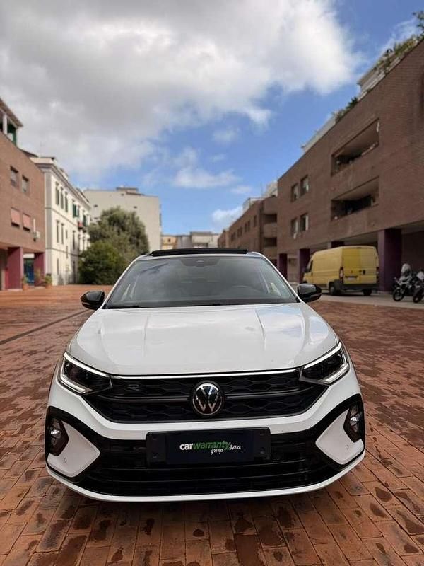 Usata VW Taigo R-line 150 CV (110 kW) 2024 Bianco SUV