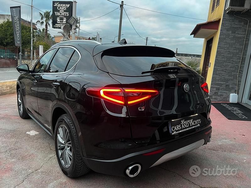 Usata Alfa Romeo Stelvio 210 CV (154 kW) 2018 Nero SUV