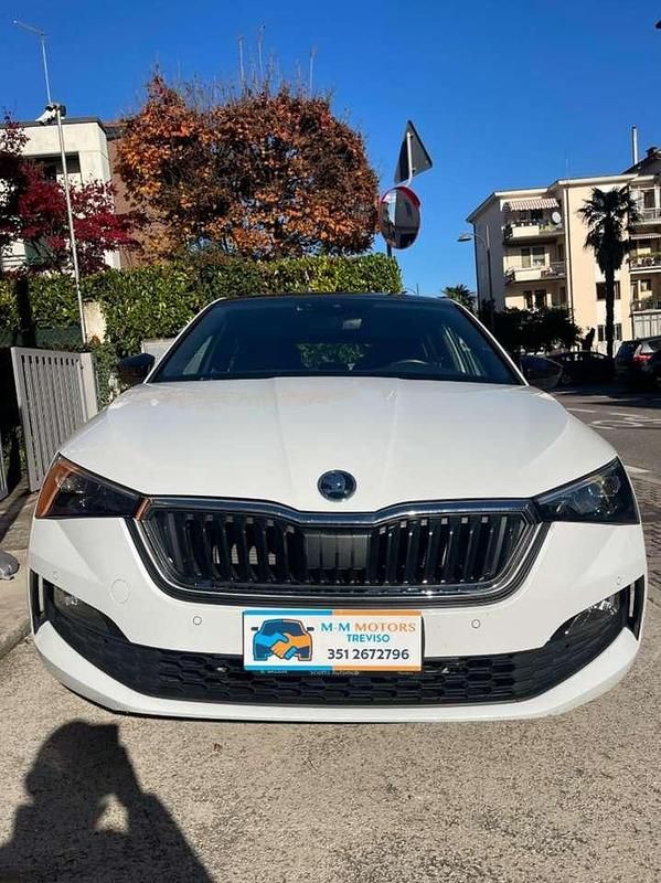 Usata Skoda Scala Sport 150 CV (110 kW) 2020 Bianco Utilitaria